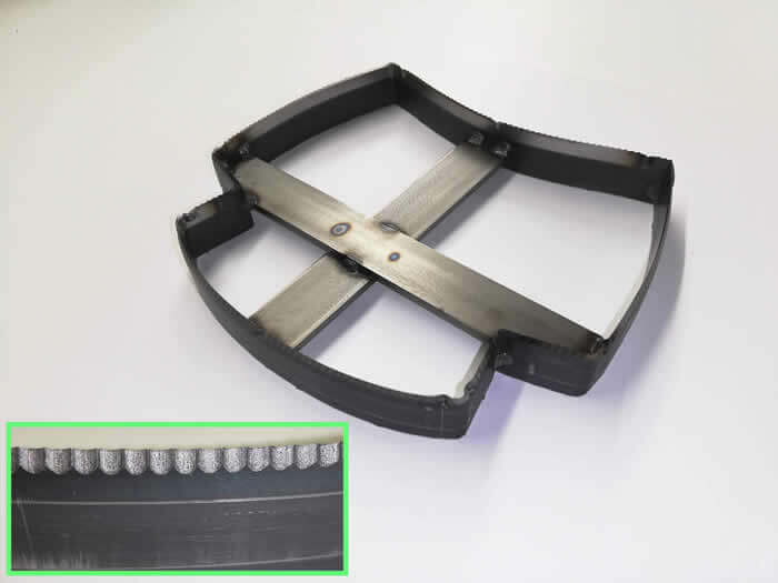 バイキング刃は、ストレッチ素材やチュールメッシュなど、切れ残りが生じ易い素材の裁断にて効果を発揮します。